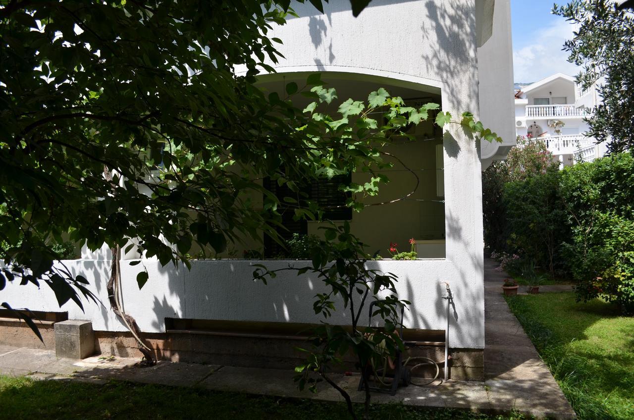 Amarillo Apartments Budva Exterior photo
